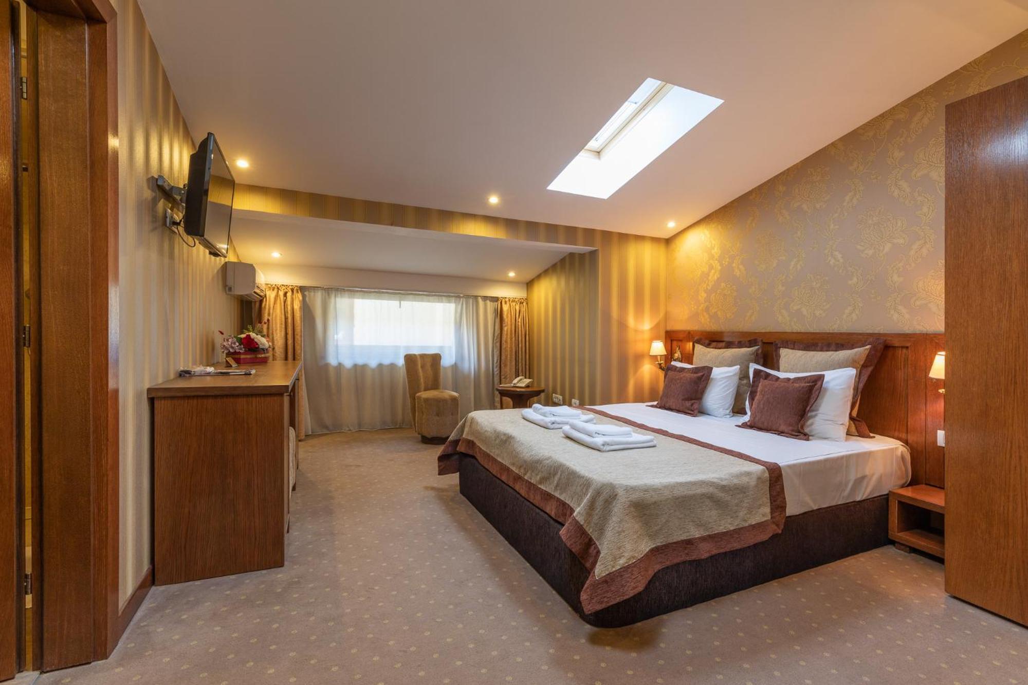 Hotel Gott Braşov Quarto foto