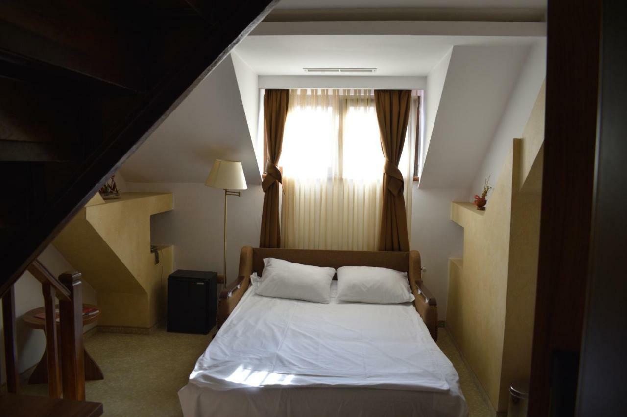 Hotel Gott Braşov Exterior foto